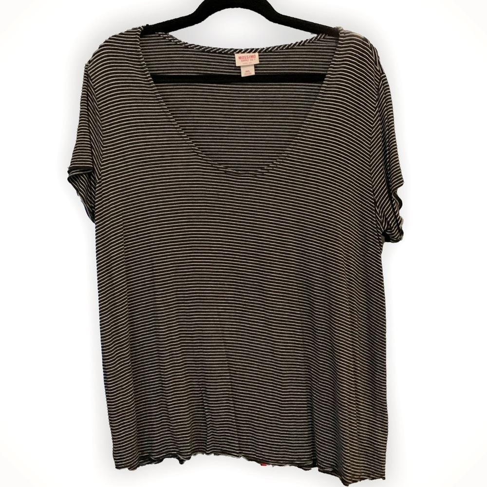 Black and white striped tee